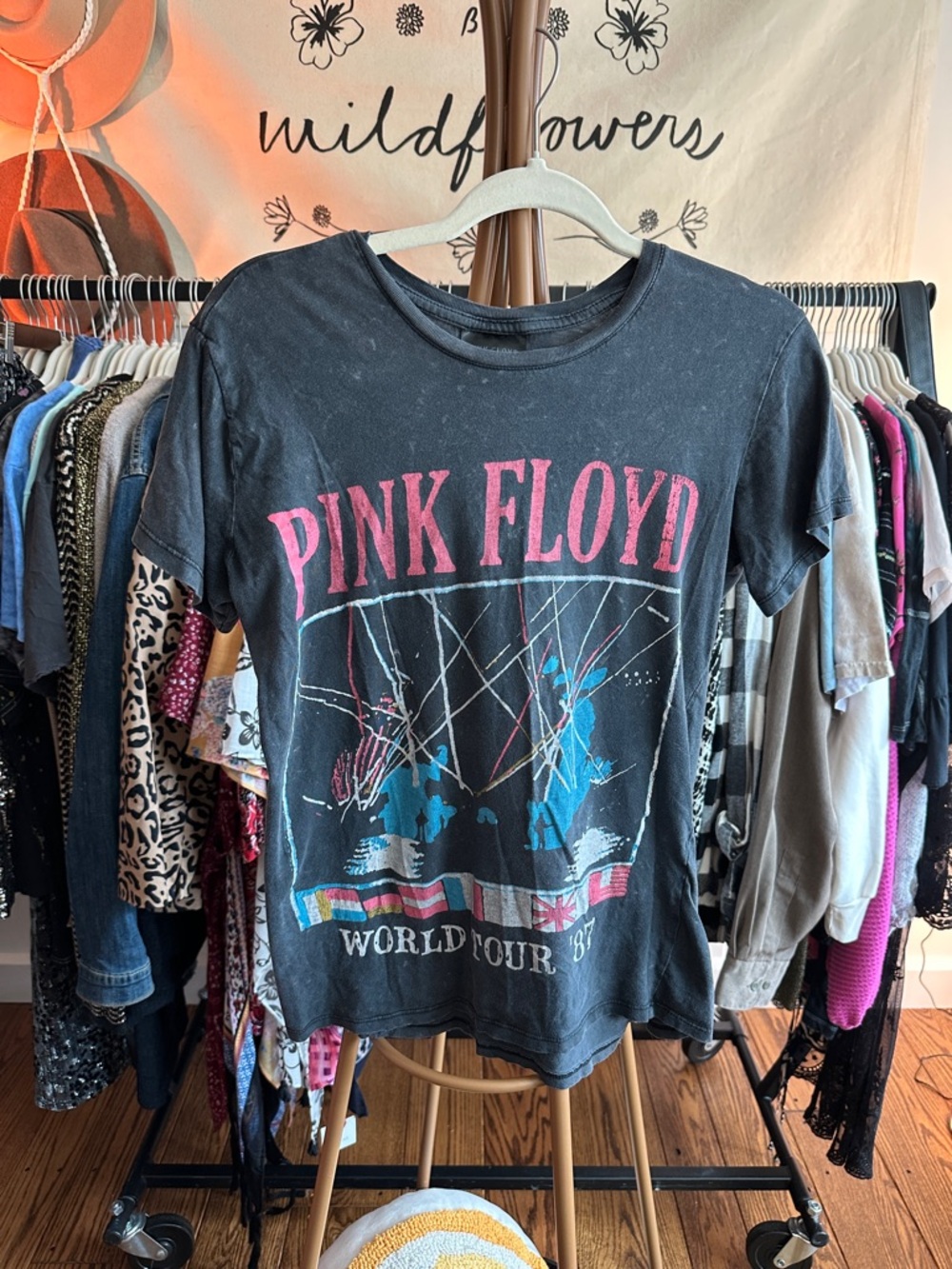 Pink Floyd Graphic Tee ✨